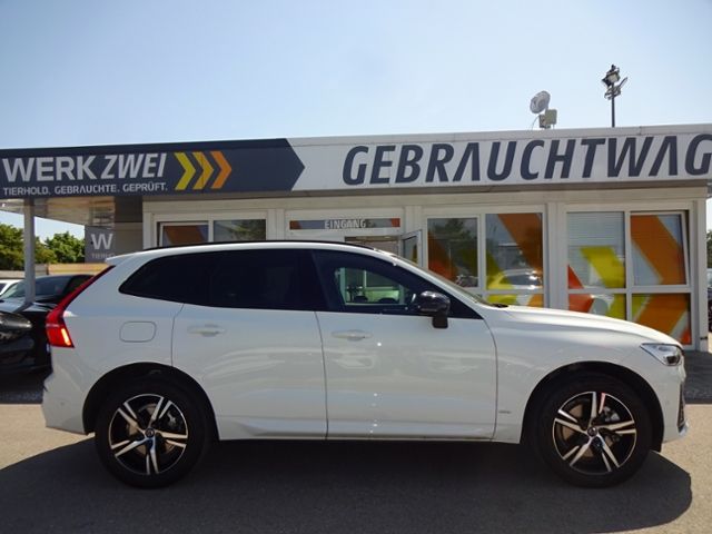 Volvo  B4 R Design 2WD 360° Google Memorysitz 19'