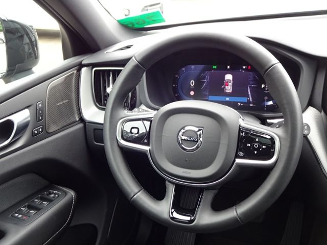 Volvo  B4 Plus Dark AWD ACC PANO BLIS 360°