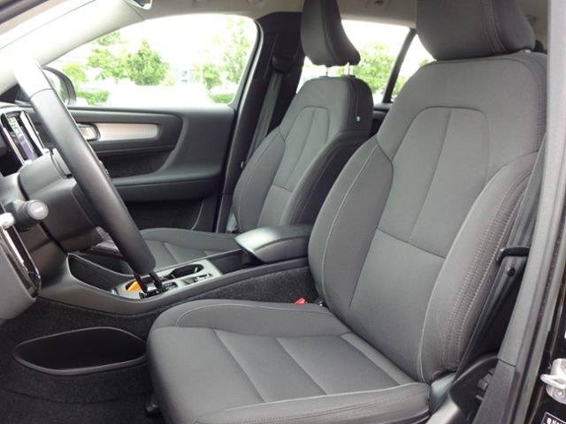 Volvo  T4 Core Plug-In 2WD Navi Kamera Tempomat