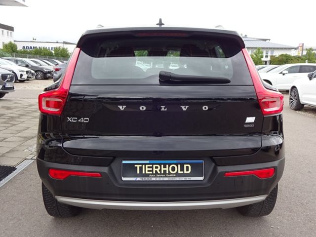Volvo  T4 Core Plug-In 2WD Navi Kamera Tempomat