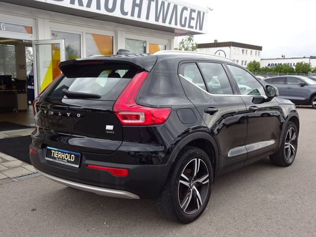 Volvo  T4 Core Plug-In 2WD Navi Kamera Tempomat