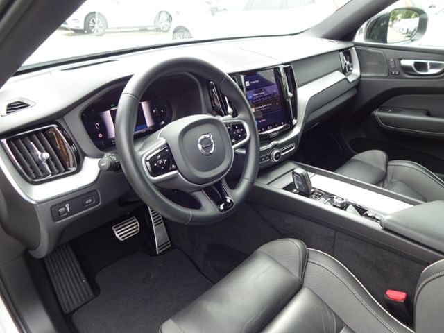 Volvo  B4 R Design ACC HUD 360° Pano Google 21'