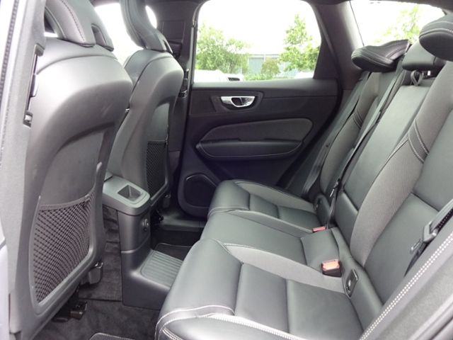 Volvo  T6 R Design Plug-In AHK ACC PANO HUD Google