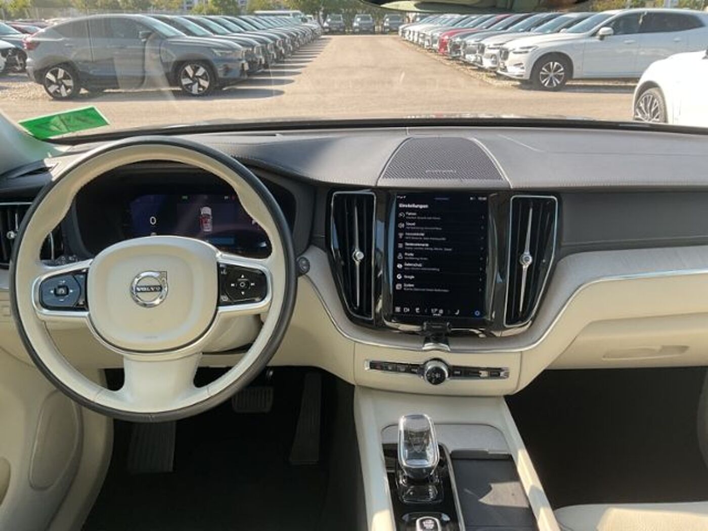Volvo  T6 Inscription Plug-In AWD AHK ACC 360°