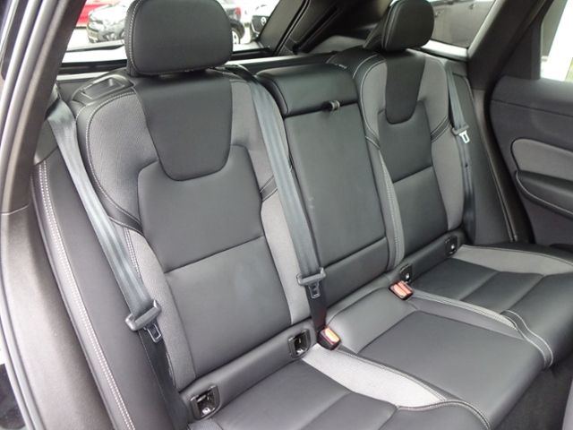 Volvo  T6 R Design Plug-In AWD AHK Google PANO ACC