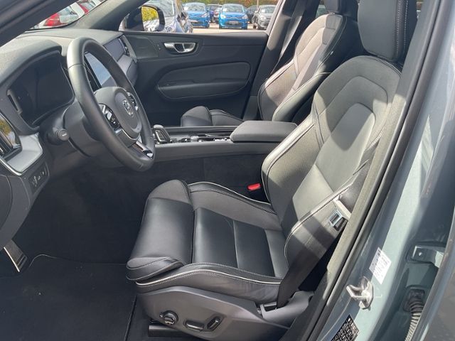 Volvo  R Design T6 GOOGLE AWD ACC 360° AHK