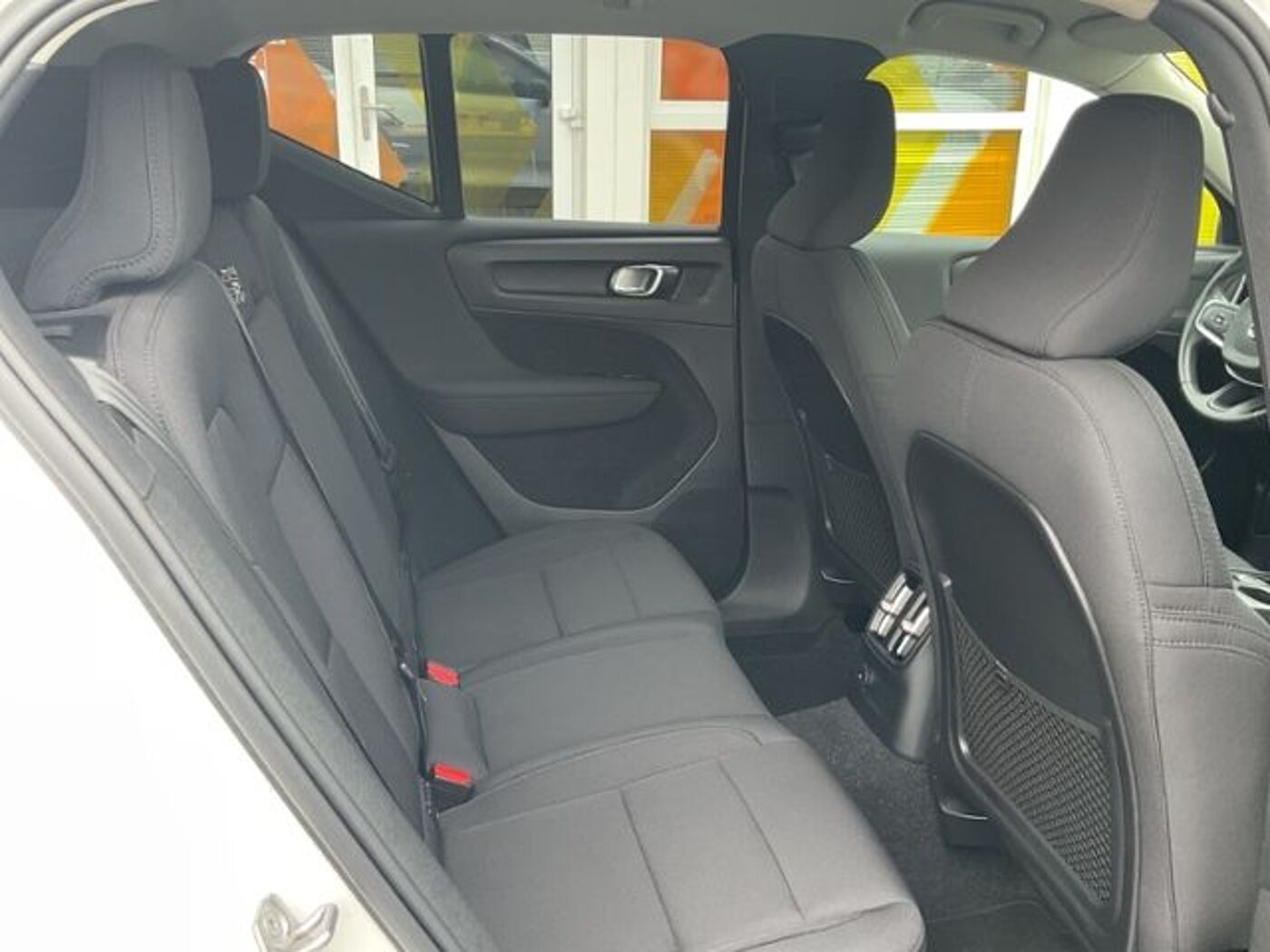 Volvo  T5 R Design Plug-In 2WD AHK BLIS 360°