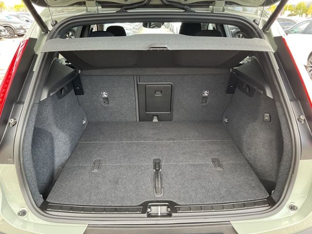 Volvo  T2 Plus Dark 2WD AT ACC Navi Kamera Memory