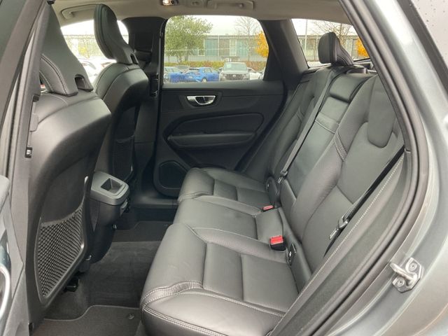 Volvo  B5 Inscription AWD AHK PANO 360° Massage HK