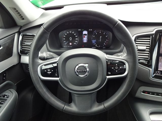 Volvo  T6 Inscription 7Sitze Pano ACC AHK 360° HUD