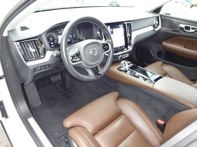 Volvo  T8 Inscription Plug-In AWD ACC AHK Standhz