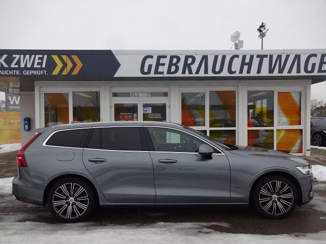 Volvo  T8 Inscription Plug-In AWD ACC HUD Pano