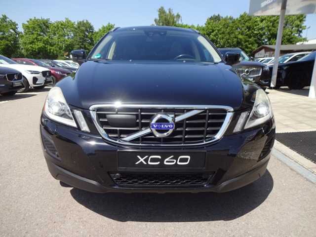 Volvo  D5 Summum AWD AT AHK ACC PANO BLIS