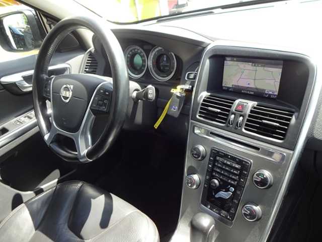 Volvo  D5 Summum AWD AT AHK ACC PANO BLIS