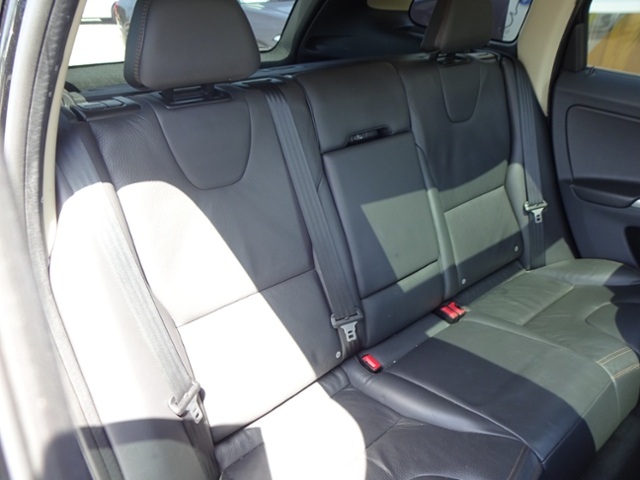 Volvo  D5 Summum AWD AT AHK ACC PANO BLIS