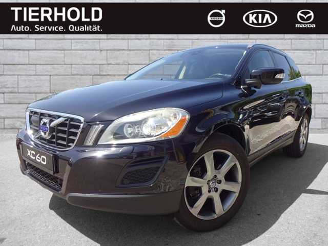 Volvo  D5 Summum AWD AT AHK ACC PANO BLIS