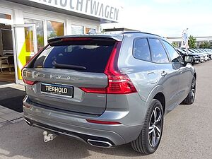 Volvo  T8 R Design Plug-In AHK AWD Pano Navi