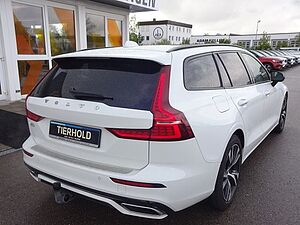 Volvo  T8 R Design Plug-In AWD AHK HUD ACC PANO