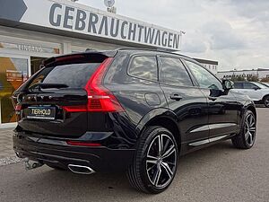 Volvo  T6 R Design Plug-In AHK PANO ACC BLIS 21'