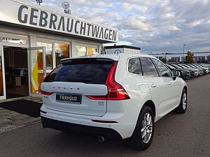 Volvo  D4 Momentum Pro 2WD Standhzg. BLIS 360°