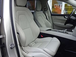 Volvo  T8 Inscription Plug-In AWD ACC 360° PANO