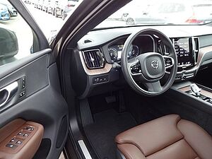 Volvo  T6 Inscription Plug-In AWD PANO 360° Leder