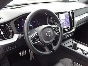 Volvo  T6 R Design Plug-In AWD PANO HUD ACC Google