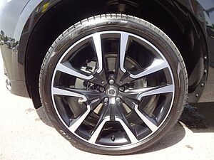 Volvo  B4 Ultimate AWD LUFTFW STANDHZ PANO HUD 22'