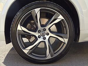 Volvo  T8 R Design Plug-In AHK Luftfw HUD ACC 22'