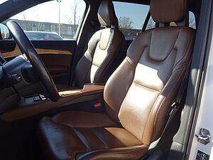 Volvo  T8 R Design Plug-In AHK Luftfw HUD ACC 22'