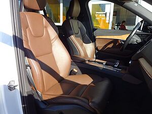 Volvo  T8 R Design Plug-In AHK Luftfw HUD ACC 22'