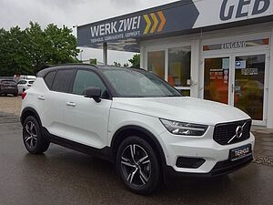 Volvo  T4 R Design 2WD ACC PANO 360° STANDHZ