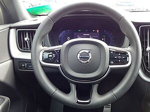Volvo  T6 R Design Plug-In AHK ACC Pano Google