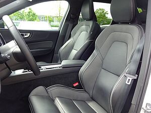Volvo  T6 R Design Plug-In AHK ACC Pano Google