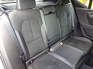 Volvo  T5 R-Design Plug-In 2WD AHK ACC 360° 19'Alu