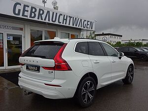 Volvo  B4 Momentum Pro AWD AHK ACC HUD 360° Google