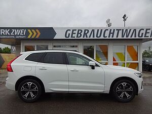 Volvo  B4 Momentum Pro AWD AHK ACC HUD 360° Google