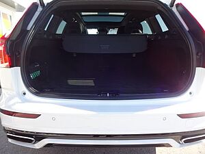 Volvo  T8 R Design Plug-In ACC 360° PANO Parkassist