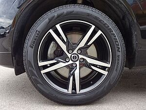 Volvo  B4 R Design AWD ACC PANO 360° Google HK