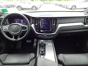 Volvo  B4 R Design AWD ACC PANO 360° Google HK