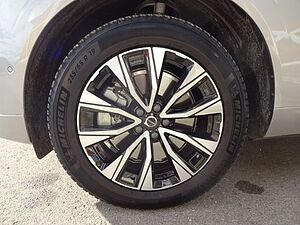 Volvo  B4 Plus Dark AWD ACC AHK 360° Standhz