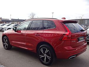 Volvo  B5 R Design AWD Luftfw ACC HUD Standhz PANO