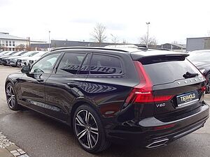 Volvo  T6 R Design Plug-In AWD ACC HUD PANO 360°