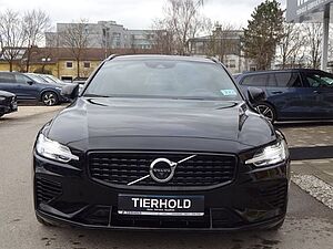 Volvo  T6 R Design Plug-In AWD ACC HUD PANO 360°
