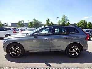 Volvo  D4 R Design 2WD AT Panorama Memory 19'