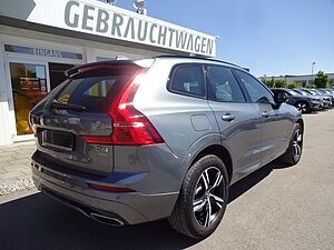 Volvo  D4 R Design 2WD AT Panorama Memory 19'