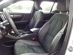 Volvo  T5 R Design Plug-In 2WD 360° Alcantara Navi