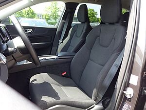 Volvo  B5 Momentum Pro AHK Standhzg ACC Google