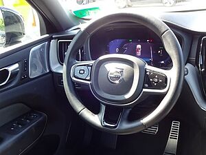 Volvo  T8 R Design Plug-In Luftfw ACC HUD PANO 360