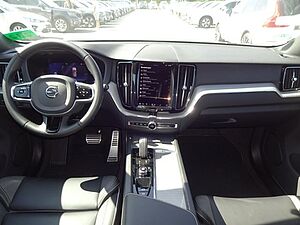 Volvo  B4 R Design 2WD 360° Google Memorysitz 19'